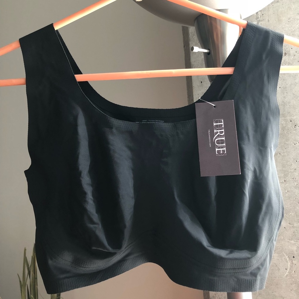 True & Co Black Lift & Scoop Neck Bra Size L
